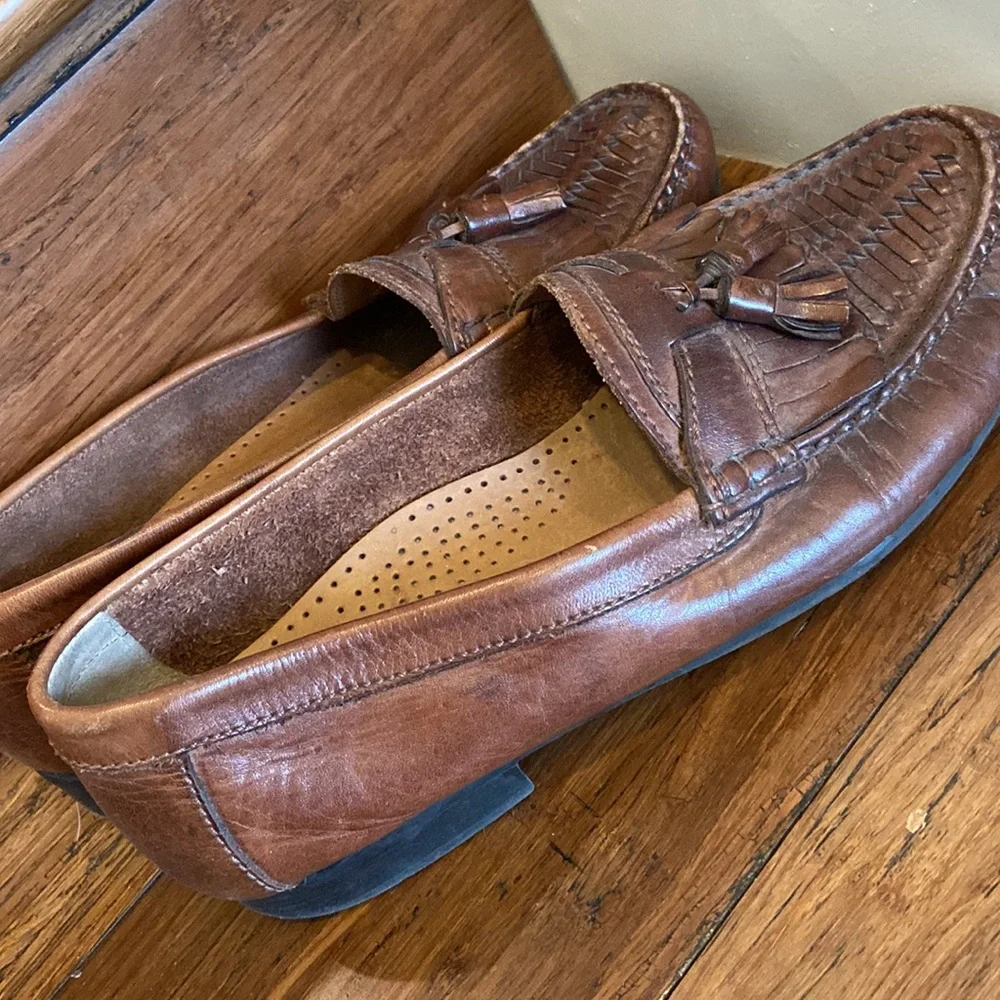 Giorgio Brutini Le Glove tan tassel dress loafers